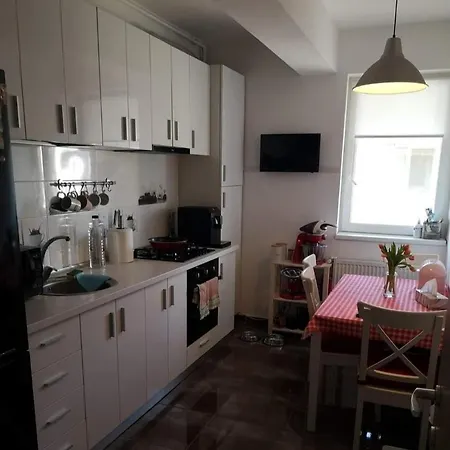 Lägenhet Apart 2 Ionutemil *